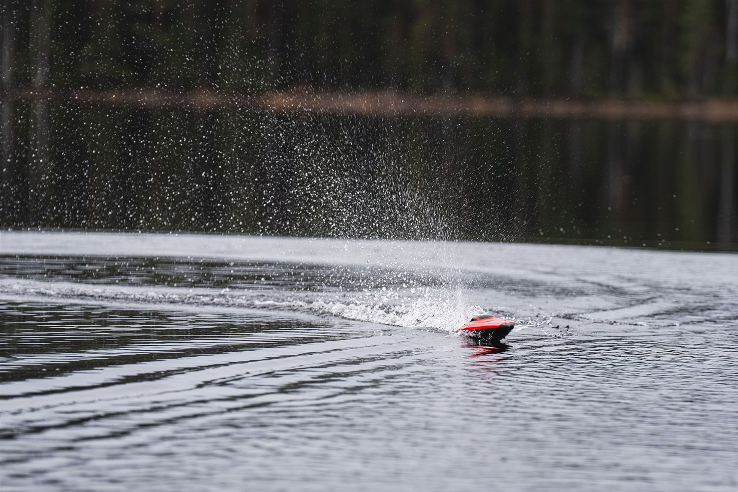 UDI Rapid RC Båd - Rød 2.4GHz